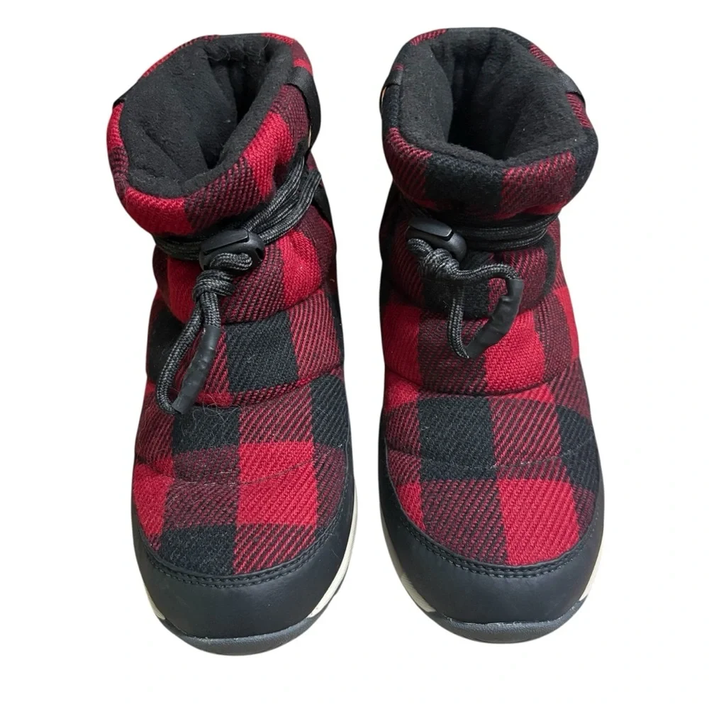 SORREL Whitney Short Winter Boots in Buffalo Plaid Size 8 — VERY GENTLY WORN!!!